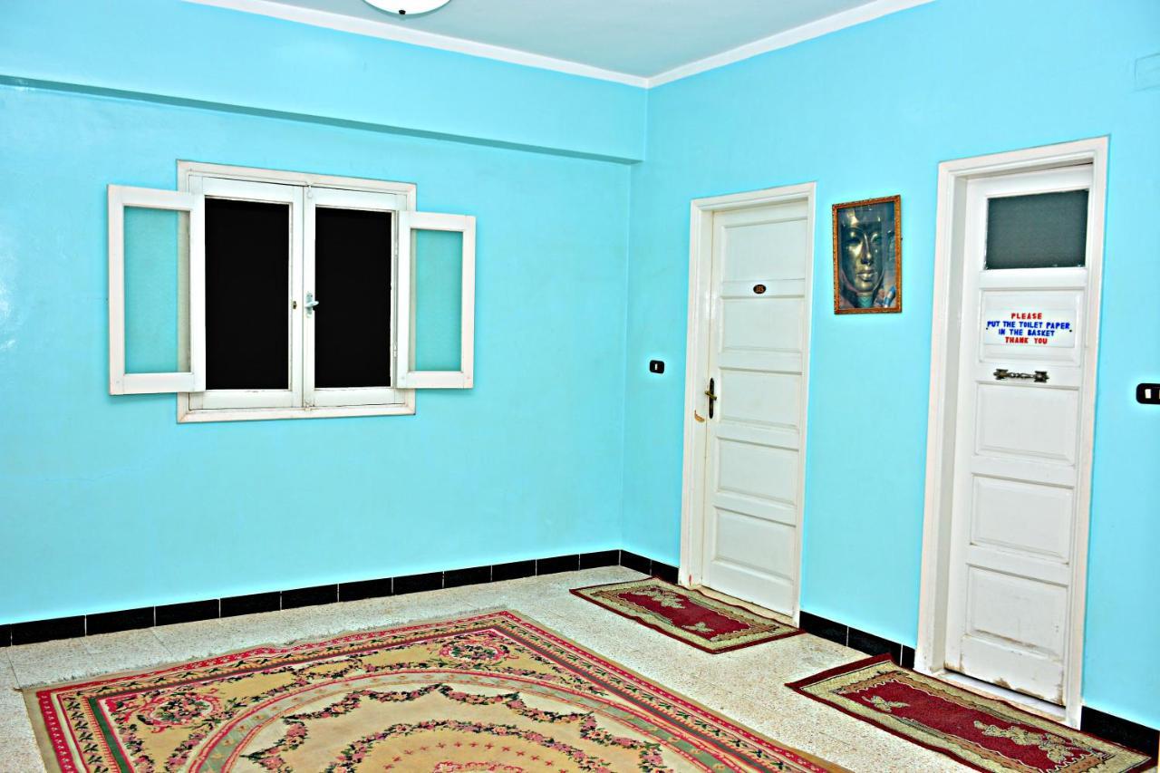 Fontana Luxor Hostel Eksteriør bilde