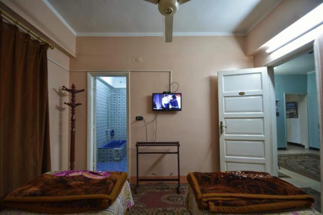 Fontana Luxor Hostel Eksteriør bilde